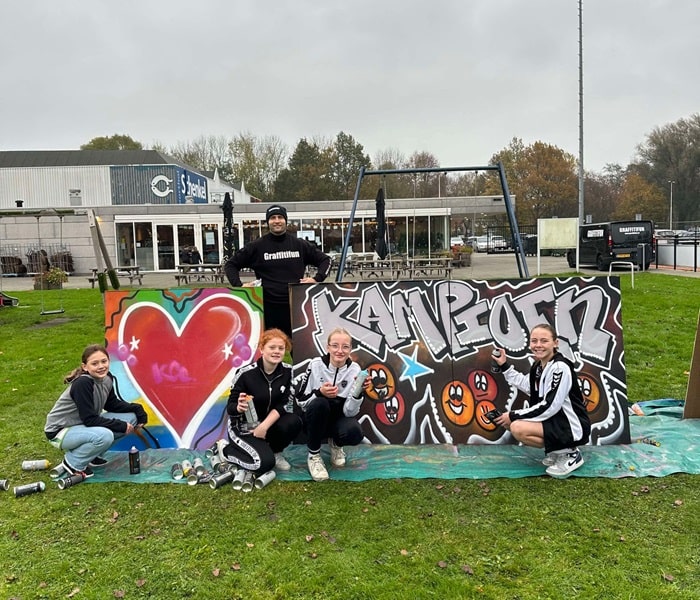 You are currently viewing Workshop Graffiti Spuiten: Ontdek de Creatieve Wereld van Street Art