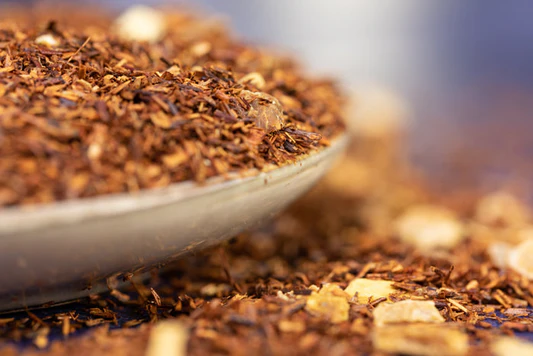 Read more about the article Rooibos Thee: De Rode Wonderdrank uit Zuid-Afrika